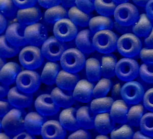4mm Rocailles Blauviolet Rainbow Matt 31080