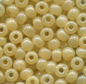 4mm Rocailles Cremebeige 47185
