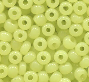 4mm Rocailles Opal Gelb Transparent 82000