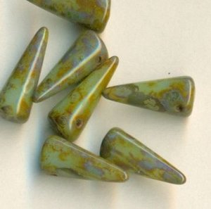 5 x 13 mm Spike-Beads Grn Travertin