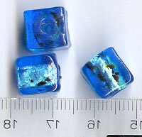 Glasperlen Würfel Blau