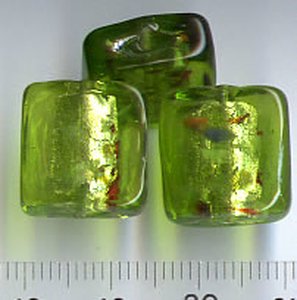 Glasperlen Quadrat Grün
