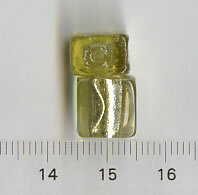 Glasperlen Quadrat Olive