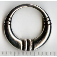 C.C.B. Kunststoffperle Ring