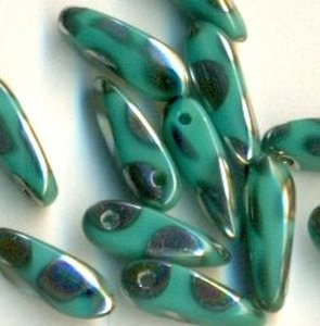 Dagger Beads Opak Trkisgrn mit Peacock bedampft