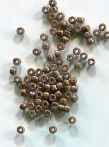 8/0, 3mm MATUBO Rocailles CHALK SENEGAL BROWN-PURPLE 03000/15695