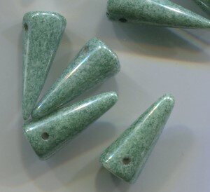 7 x 17 mm Spike-Beads Chalk Green Lüsternd