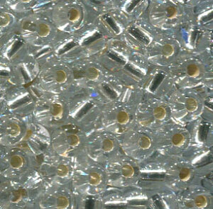 250 gr. 4mm Rocailles Klar mit Silbereinzug 78102