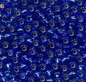 250 gr. 2,2mm Rocailles Blau mit Silbereinzug 37050