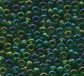 250 gr. 2,6mm Rocailles Transparent Grün Rainbow 51060
