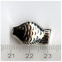 20 Stück C.C.B. Kunststoffperlen Fisch