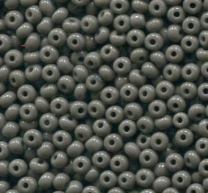 250 gr. 2,6mm Rocailles OPAQUE GREY 43020