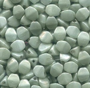 5x3mm Czech Pinch Beads Chalk Light Green Lsternd 03000/14457