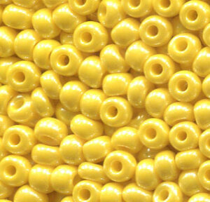 250 gr. 4mm Rocailles Gelb Perlglanz