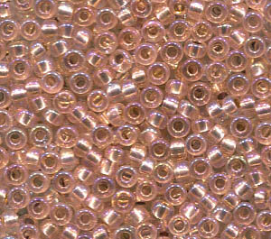 11/0 Roc. Silverlined Light Blush AB 1023