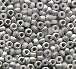 11/0  Roc. Labrador Matte/White Special Coating 4558
