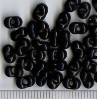 250gr. 3,2x 6,5 Farfalle Rocailles Opak Schwarz