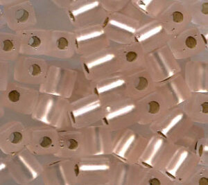 4 mm Würfel Silverlined Matt Light Blush 23F