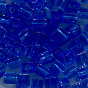 4 mm Würfel Transparent Sapphire 150