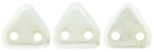2 Loch Perlen CzechMates Triangle  Chalk White Luster