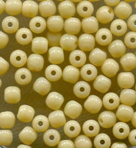 3mm Glasperlen Ivory 13010