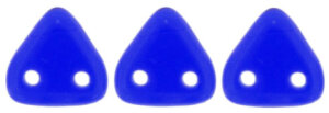 2 Loch Perlen CzechMates Triangle TRANSPARENT COBALT 30090
