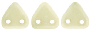 2 Loch Perlen CzechMates Triangle OPAK LUSTER CHAMPAGNE