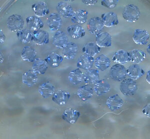 3mm Preciosa Doppelkegel Light Sapphire