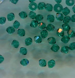 3mm Preciosa Doppelkegel Emerald