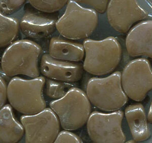 MATUBO® GINKO LEAF BEADS SMOKE GREY REMBRANDT 43020/43500