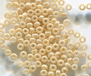 11/0 Roc. Opak Pearl Luster 442
