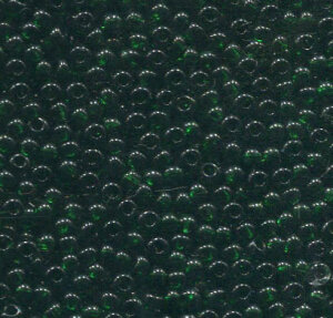 250 gr. 2,6mm Rocailles Transparent Dark Green 50620
