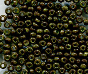 2,6mm Rocailles Opak Light Green Travertin 59310