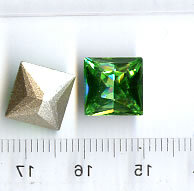 Swarovski Quadrat Peridot*