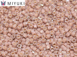 11/0 Delica Opaque Glazed Beige 2271