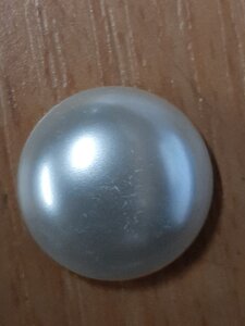 18mm Cabochons White  70400