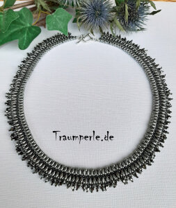 Anleitung Kette Leonie in Schwarz/Grau incl. Material von Tanja Fritsche