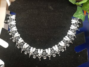 Anleitung Kette Pretty Diamond Schwarz/Grau incl. Material von Tanja Fritsche