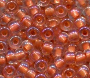 4mm Rocailles. Klar Apricoteinzug