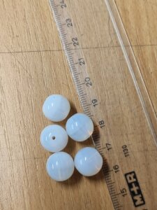 12mm Glasperlen Opal Weiß