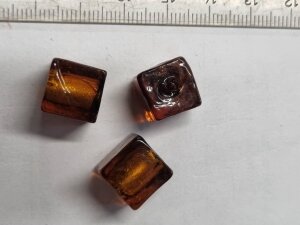 Glasperlen Würfel Braun
