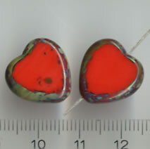 Glasperlen Tablecut Herz Rot