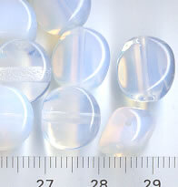 Glasperlen Opal Weiß