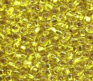 2,6mm Rocailles Gelb mit Silbereinzug
