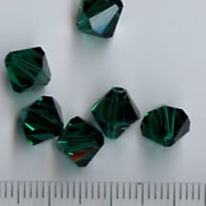 8mm Swarovski Emerald