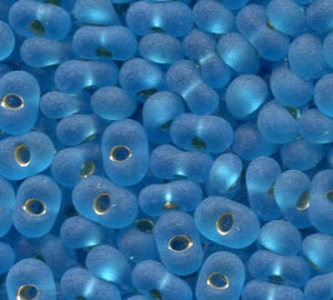 3,2x 6,5 Farfalle Rocailles Aqua Matt mit Silbereinzug 67150