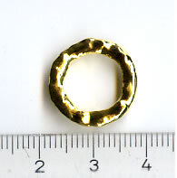 Metallelement goldfarben