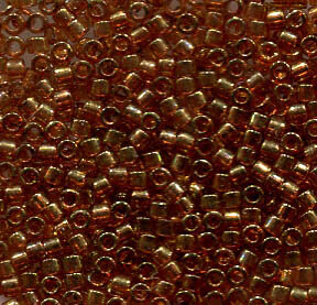 11/0 Delica Gold Lüsternd Rose 102