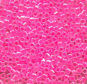 11/0 Delica Lined Cyrstal/Dark Pink 246