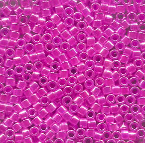 11/0 Delica Lined Crystal Lined Fuchsia 247